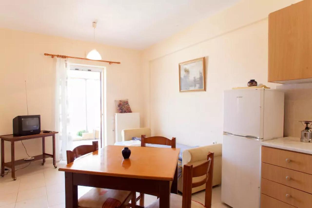 Makis Apartments シティア エクステリア 写真